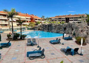 Komfortable Ferienwohnung mit Pool und Meerblick in Puerto de la Cruz.