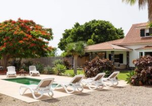 Grosses Ferienhaus mit Pool