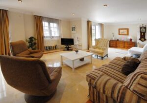 Exklusive Penthousewohnung mit Pool, Lift und atemberaubendem Ausblick