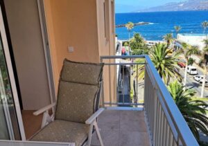 Meerblick Ferienwohnung mit Balkon an der Küste in Puerto de la Cruz