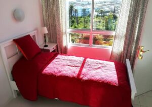 Traumhafte Ferienwohnung mit Pool & Meerblick am Taoropark