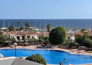 Moderne Ferienwohnung mit Meerblick und Pool in Amarilla Golf – Ideal für Golfer, Familien & Genießer