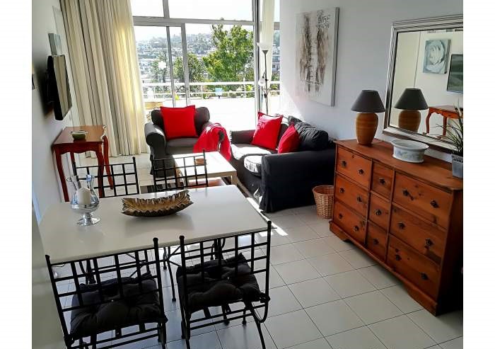Traumhafte Ferienwohnung mit Pool & Meerblick am Taoropark