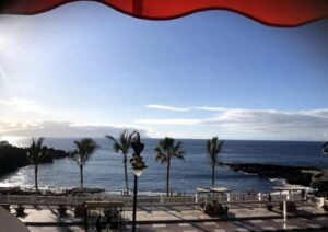 Ferienwohnung mit Meerblick in erster Reihe – Ihr Platz an der Sonne in Puerto Santiago