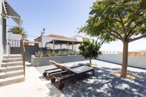 Exklusives Designer-Chalet mit großer Terrasse in Arafo auf Teneriffa